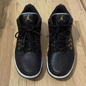 Jordan Max Aura 5s Black and Gold